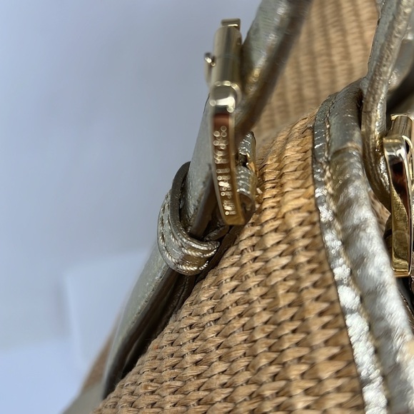 Michael Kors Straw/Gild Lame Leather Shoulder Tote with Removable Pouch - Picture 5 of 11